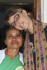 KatAshworth-TiaRegina_Portrait